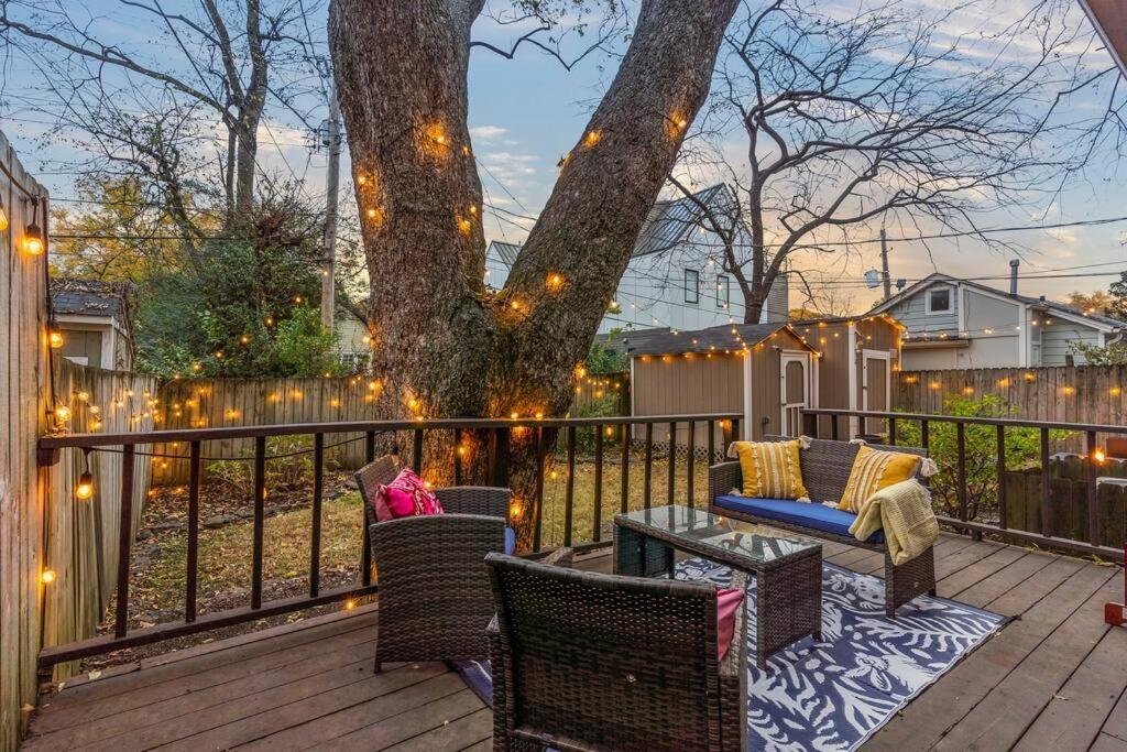Large Historical Home W/ Fire Pit, Chef Kitchen. เมมฟิส ภายนอก รูปภาพ
